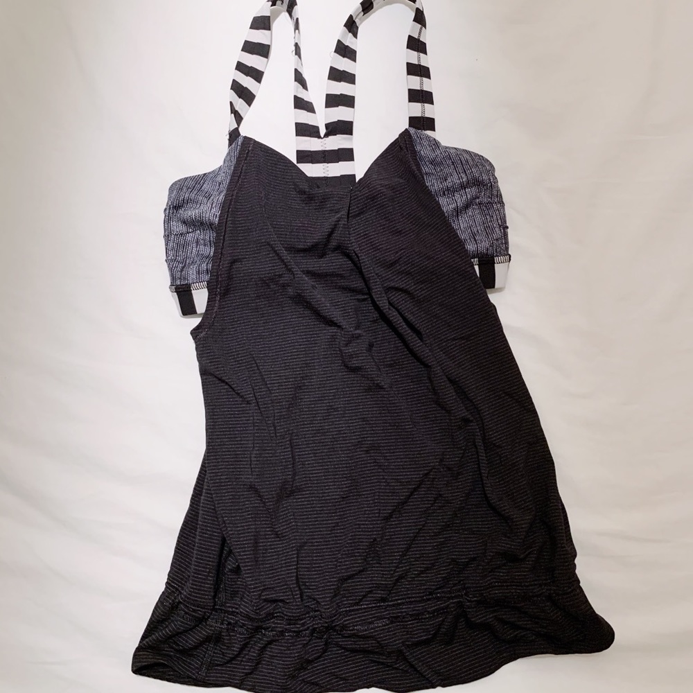 Lululemon Athletica workout top